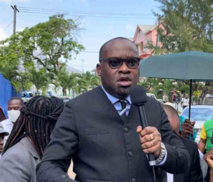 GUYANA | “Poor people gotta live,” says Forde in rallying support for Mayor and MP