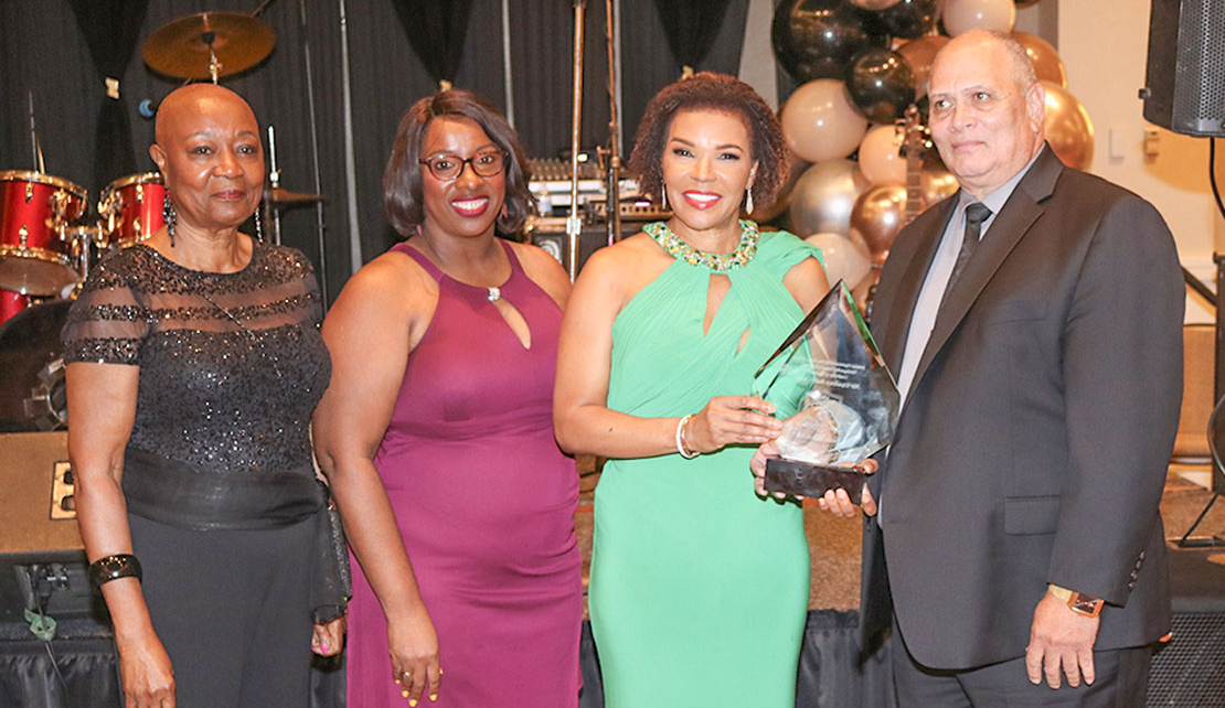 DIASPORA | Jamaica’s US Ambassador Cops Visionary Leadership Award, Pitches Youth Mentorship to Jamaicans in New Jersey.