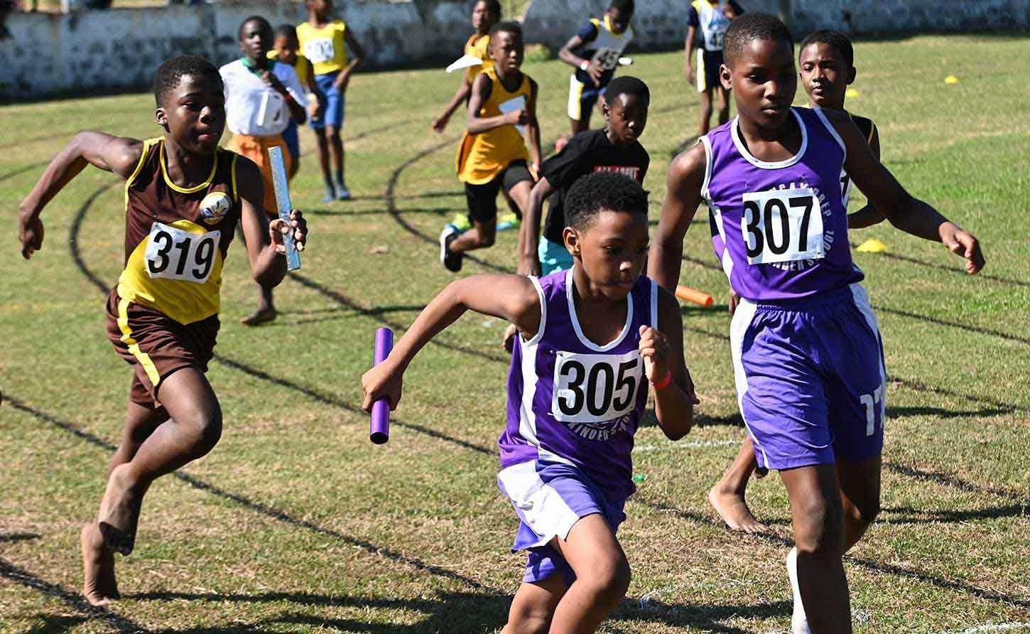 JAMAICA | Rising Track Stars for Comets Run For The Republic at Herbert Morrison High