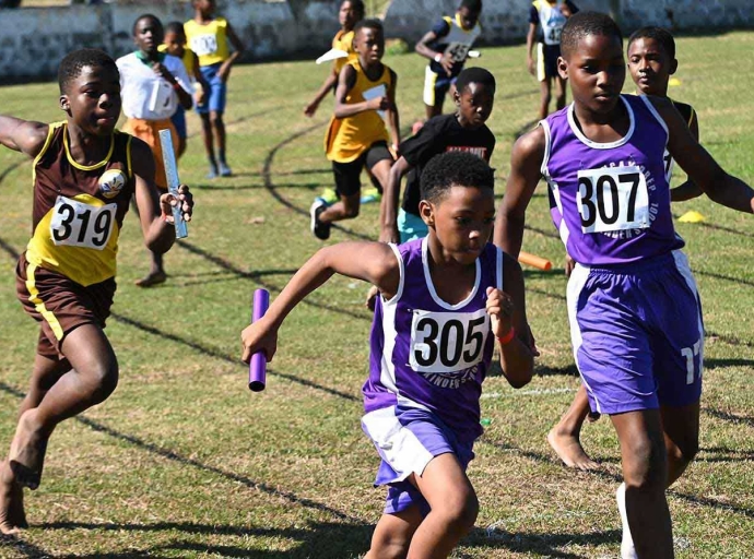 JAMAICA | Rising Track Stars for Comets Run For The Republic at Herbert Morrison High