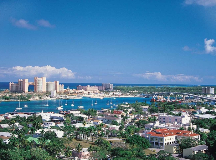 BAHAMAS | Tourism Surge Propels Bahamas Recovery, But Challenges Loom 