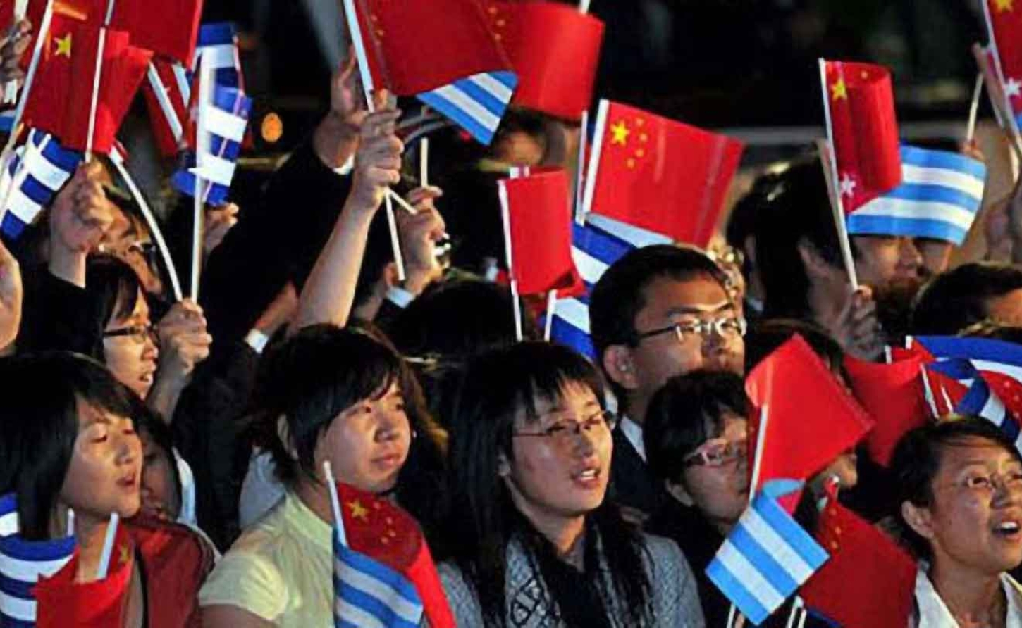 Cuban and Chinese solidarity. photo: Xin Hua