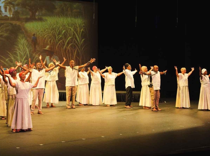 CULTURE | Jamaican Folk Revue and Tallawah Mento Band For PANAFEST, Ghana - The Heritage Preserved