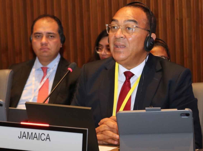 JAMAICA | Tufton Sounds Alarm on CriticaL Shortage of Health Care Professionals -