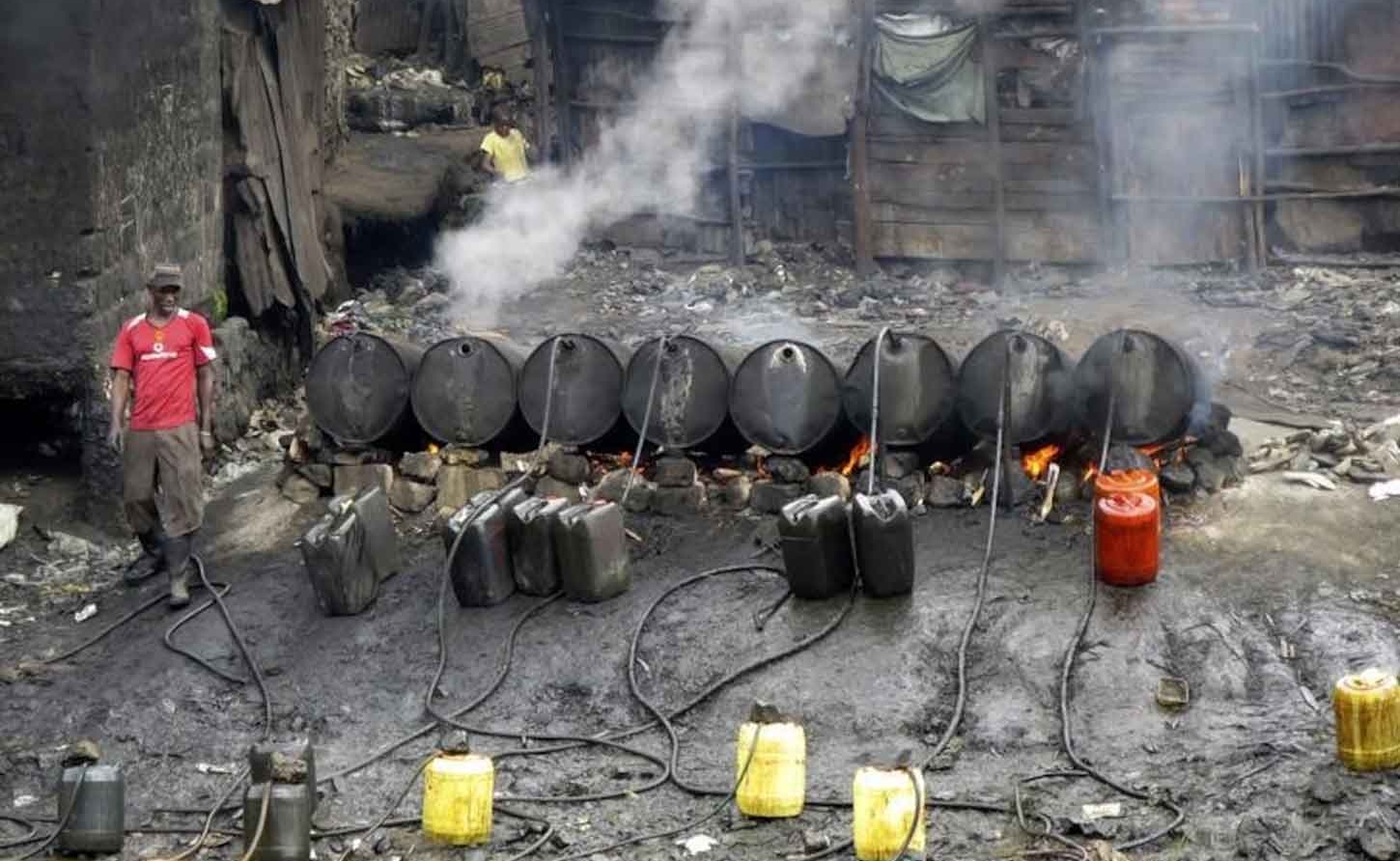 A traditional liquor, known as chang'aa, is distilled illegally on a river bed in Nairobi. Wikimedia Commons
