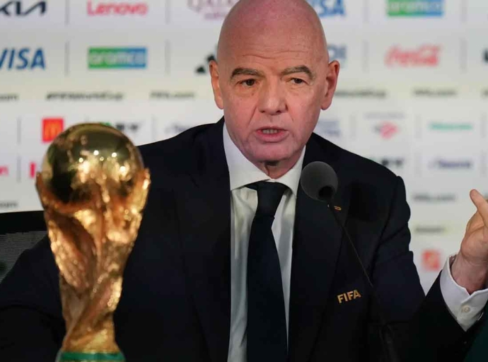 FIFA president Gianni Infantino set a Sept. 19 deadline for the 211 member federations to approve his proposed private investment plan, which would give each association access to up to $40 million in funding.