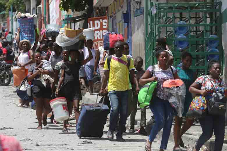 Haitians leave city amidst widespread violence aimed at the ordinary people of Haiti by the so-called gangs.