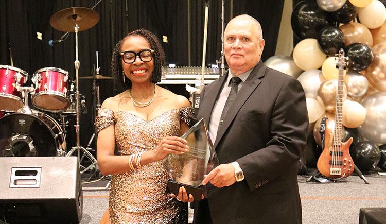 United States Congresswoman Yvette Clarke receives the Jamaican Organization of New Jersey (JON-J) Public Service Award from its President Owen Eccles, at the organization’s 25th anniversary gala and Jamaica’s 61st anniversary celebrations, at the Newark Airport Marriott Hotel in New Jersey on Saturday August 26, 2023.