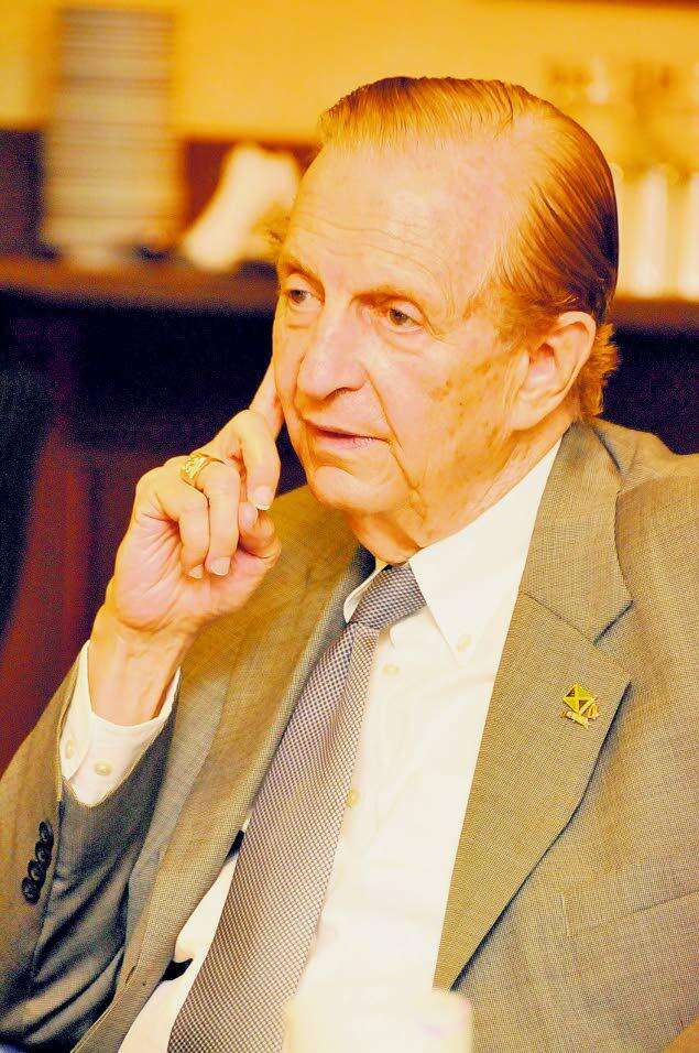 Edward Seaga dismissed the Privy Council's ruling that for Jamaica's transition to the Caribbean Court of Justice, the constitutional route was by means of a consensus vote in the Parliament.