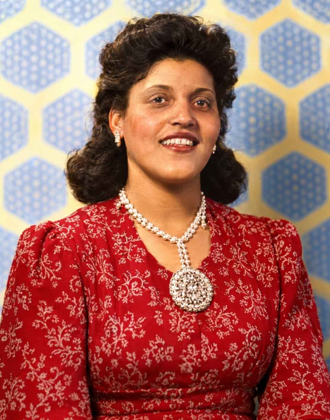 Henrietta Lacks. Her story is one of the most famous and ethically significant cases in medical history.She is the American Black woman whose blood was used to make vaccine