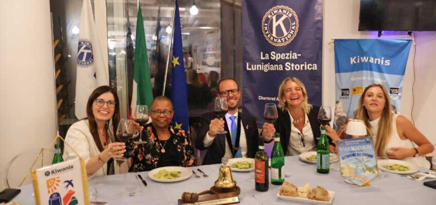 On a visit to Italy, Vice President of Kiwanis International, Hope Markes, accompanied by Maura Magni, Trustee of Kiwanis International and Past Governor of the District Italy San Marino, visited Liguria and  Kiwanis Club La Spezia Lunigiana Storica chaired by its President Federico Maffei,