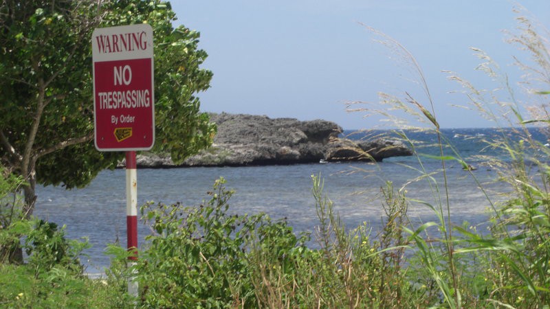Jamaicans losing traditional access to their beaches through privatization by government