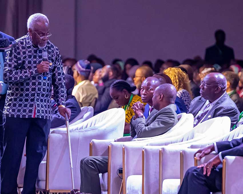 Former Prime Minister P.J. Patterson speaking to the audience at the Afreximbank Annual Meeting in Abju, Nigeria